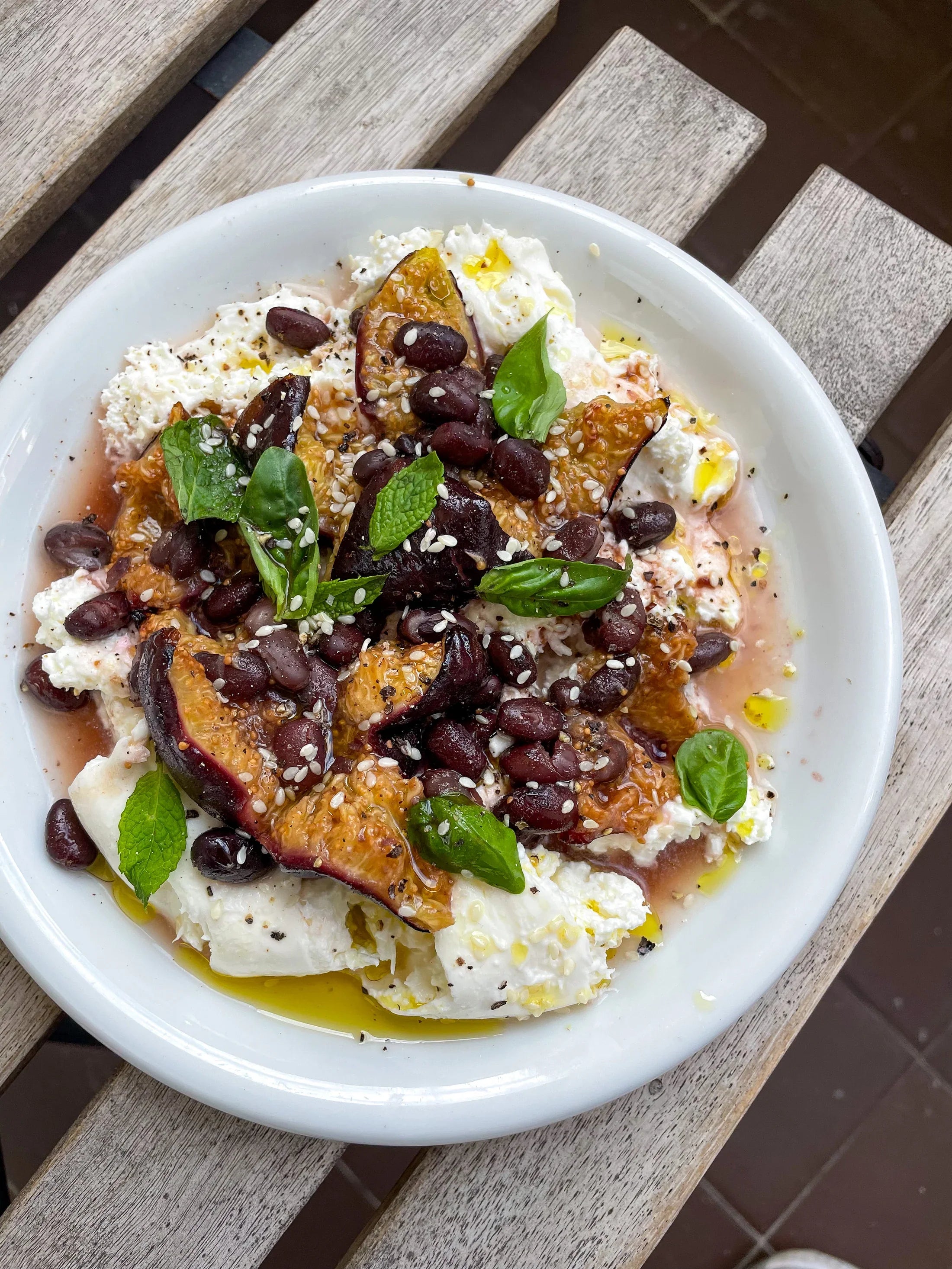 bean-recipes-roasted-figs-black-beans-burrata-boldbeanco