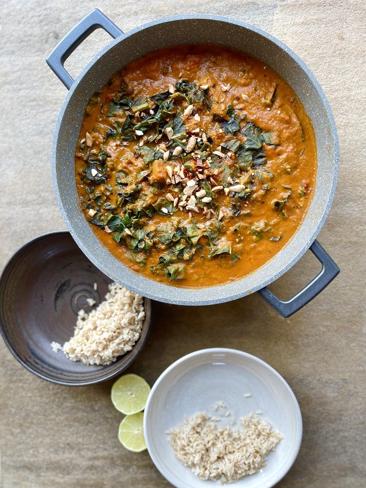  beans_recipe_black_bean_spiced_peanut_stew_with_squash_chard_carlin_peas_salad_queen_black_beans_boldbeanco_uk 