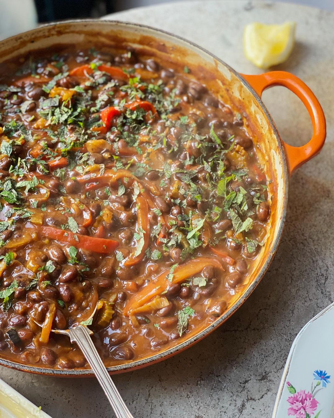  bean_recipe_braised_smoky_black_beans_by_Isabella_queen_black_beans_beans_boldbeanco_uk 