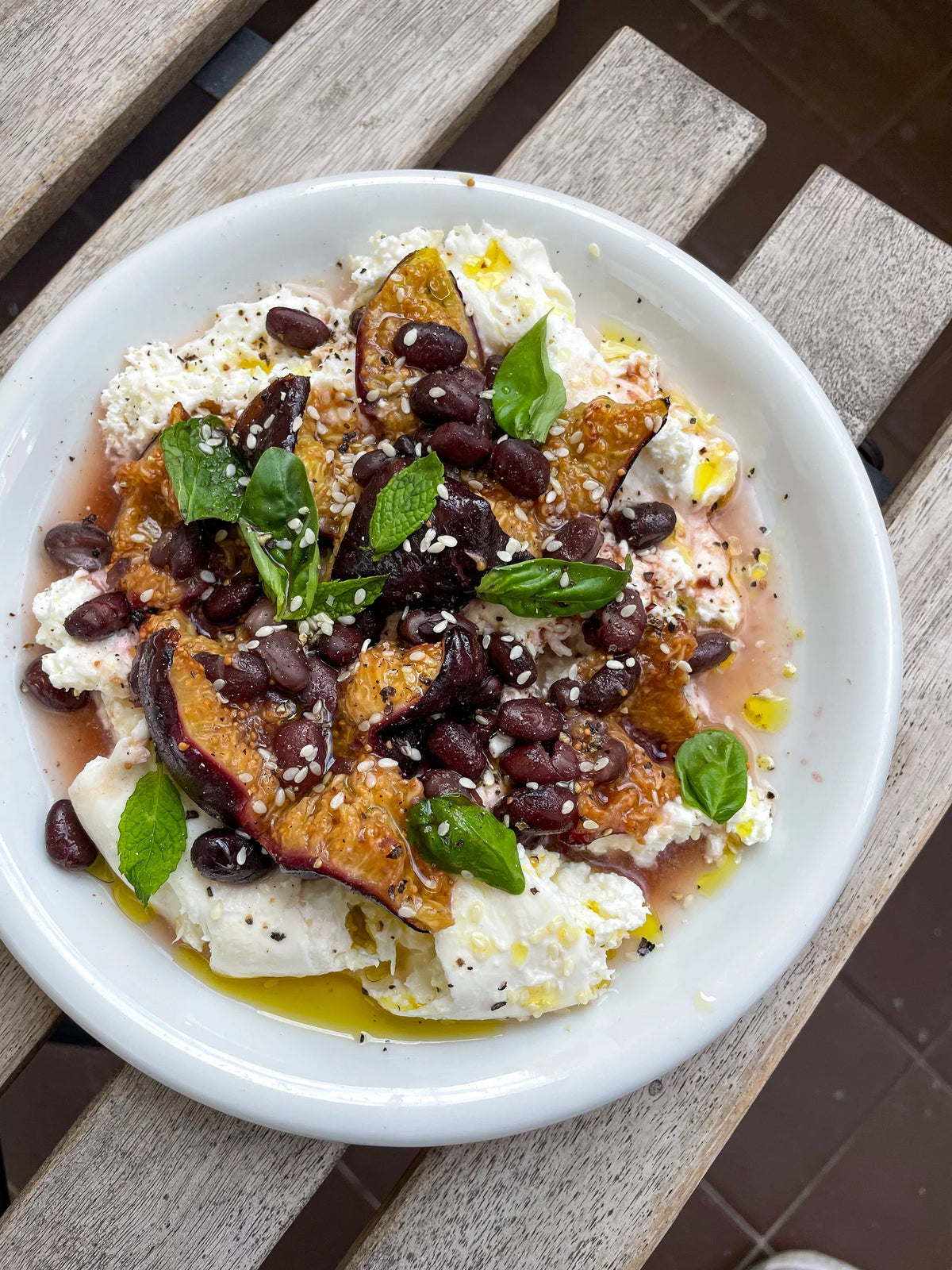  bean-recipes-roasted-figs-black-beans-burrata-boldbeanco 