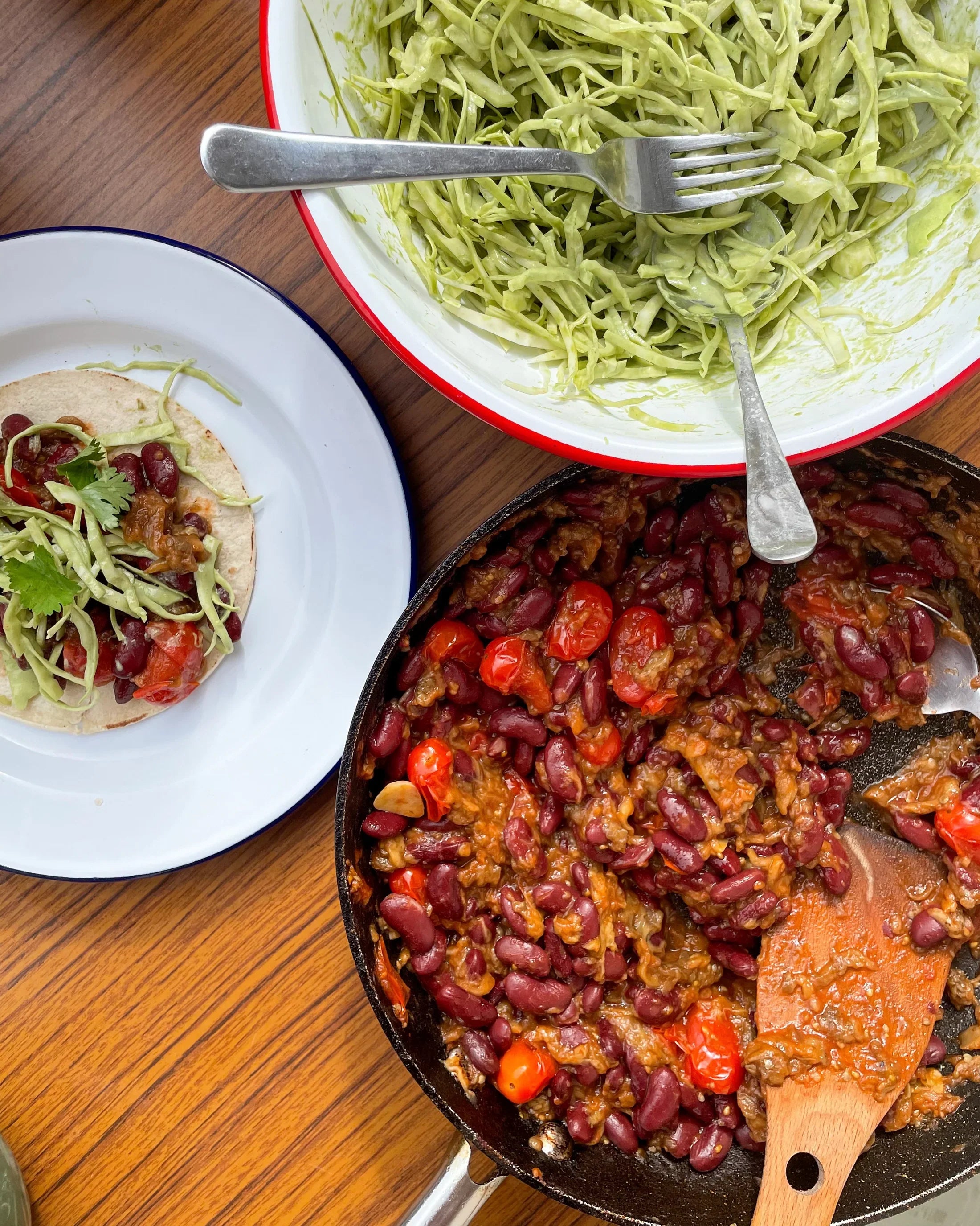 bean_recipe_smokey_aubergine_red_bean_tacos_with_crunchy_tahini_slaw_queen_red_beans_boldbeanco_uk