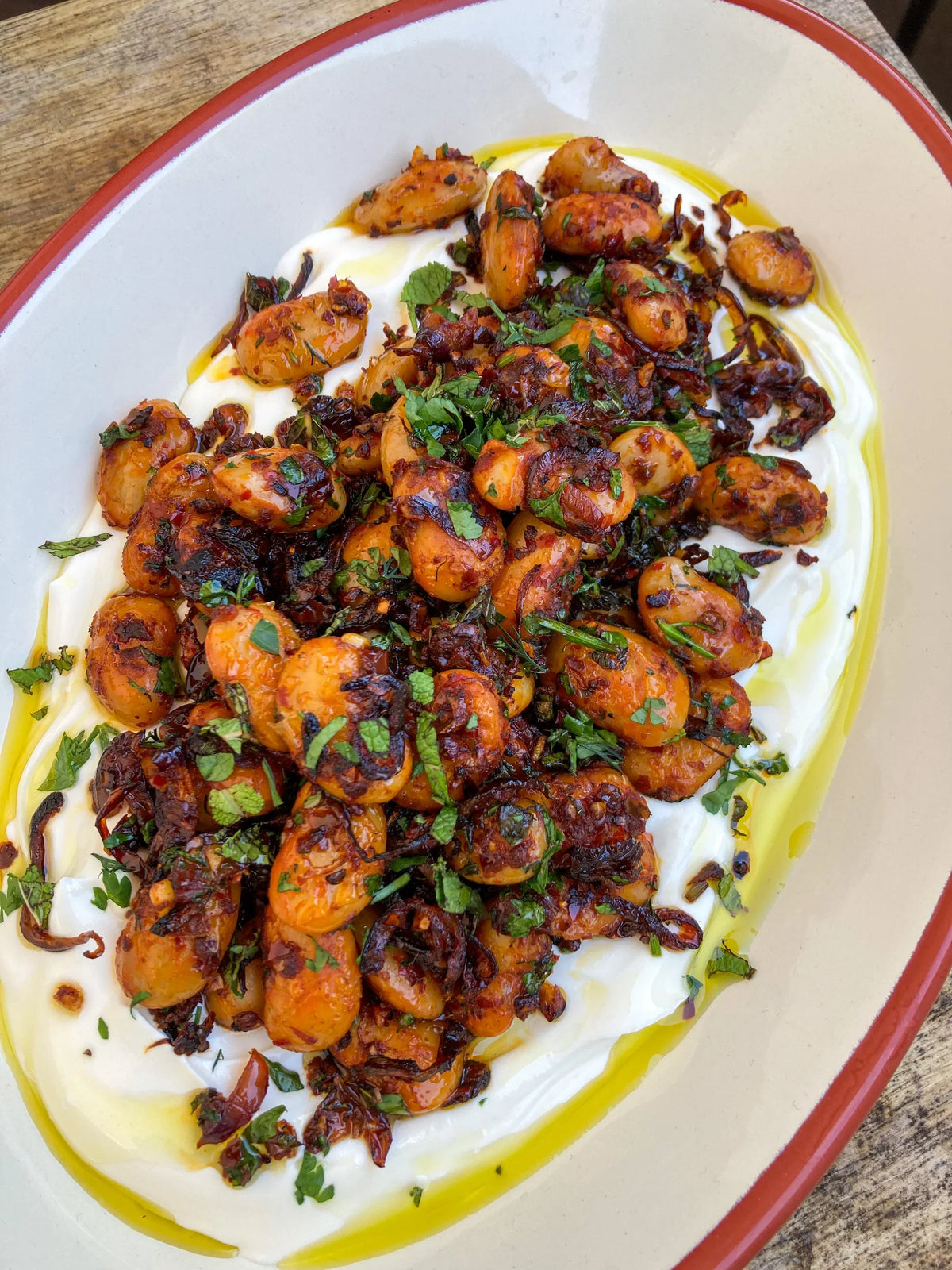  bean-recipe-sticky-harisa-onions-butter-beans-on-greek-yogurt-boldbeanco 