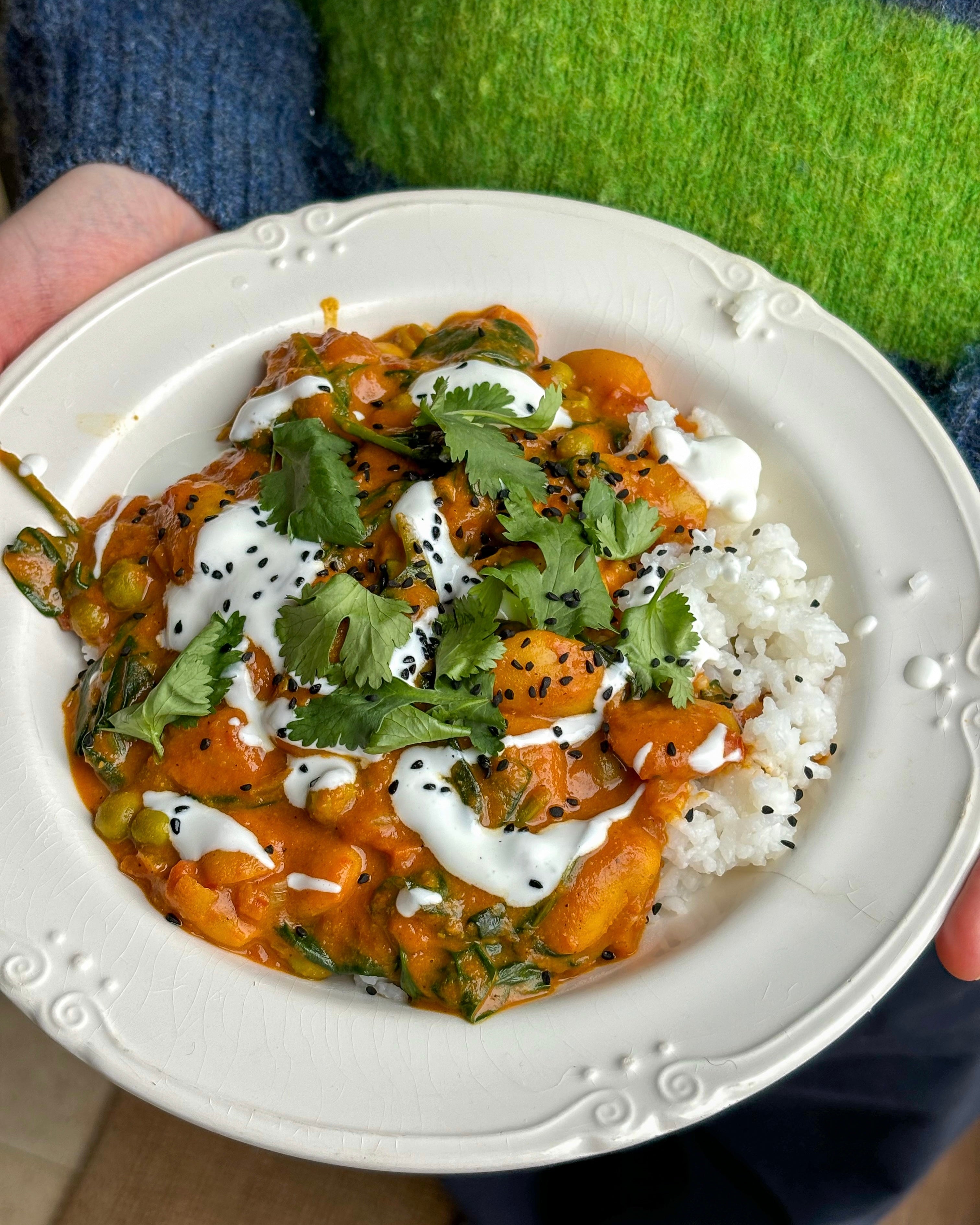 bean-recipe-butter-bean-masala-with-peas-spinach-boldbeanco