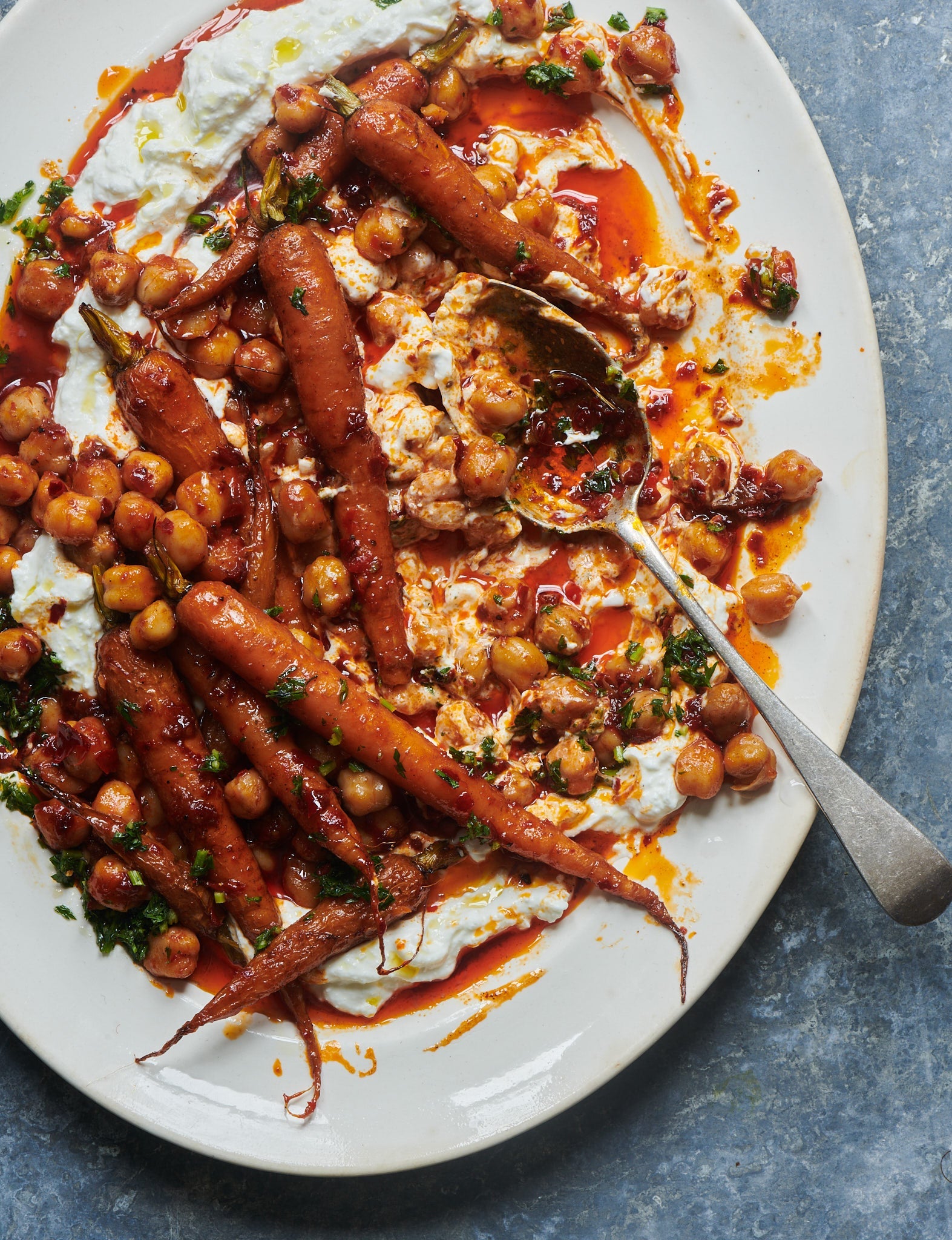 bean-recipe-mobs-honey-harissa-carrots-with-whipped-feta-boldbeanco