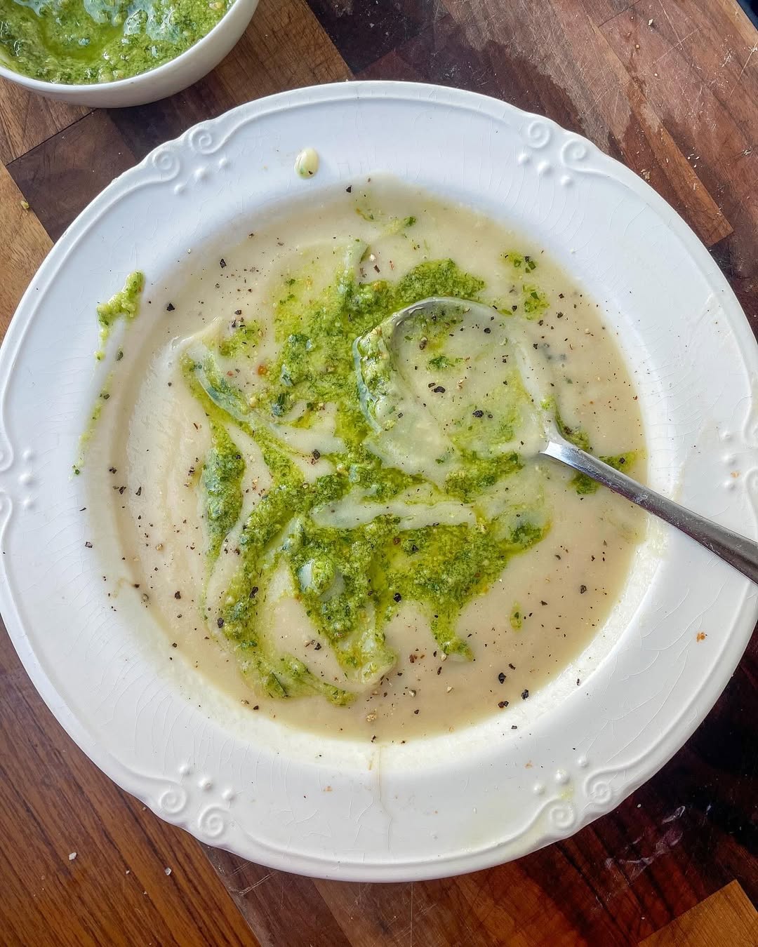 bean-recipe-white-bean-soup-with-hazelnut-rosemary-pesto-boldbeanco