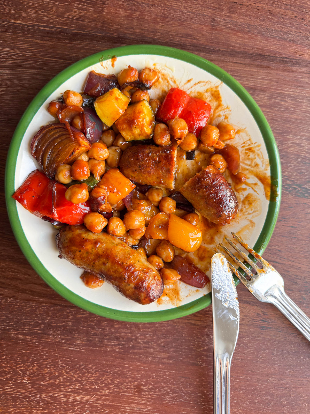  bean-recipe-bbq-chickpeas-with-sausages-veggies-boldbeanco 