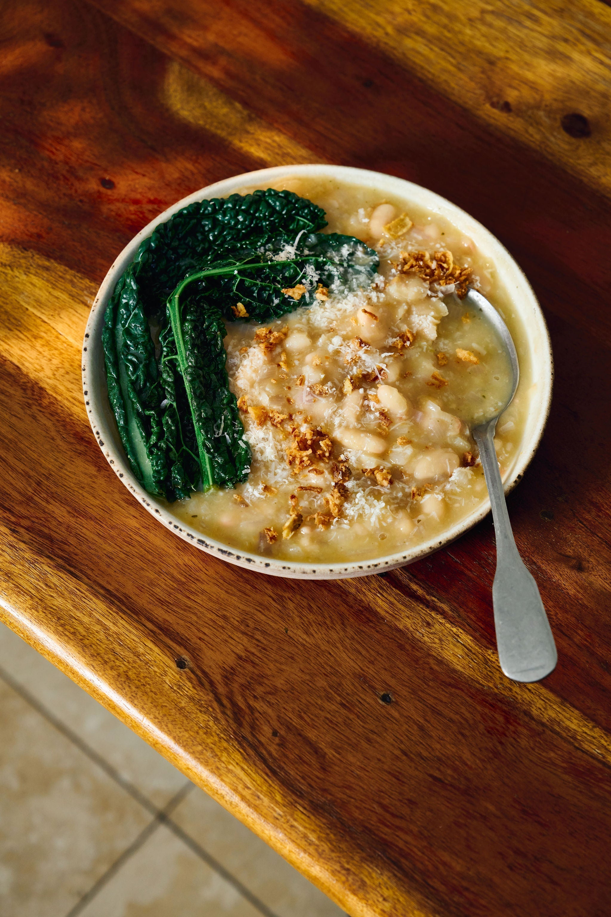 "Brothy Beans" (bonen in bouillon)