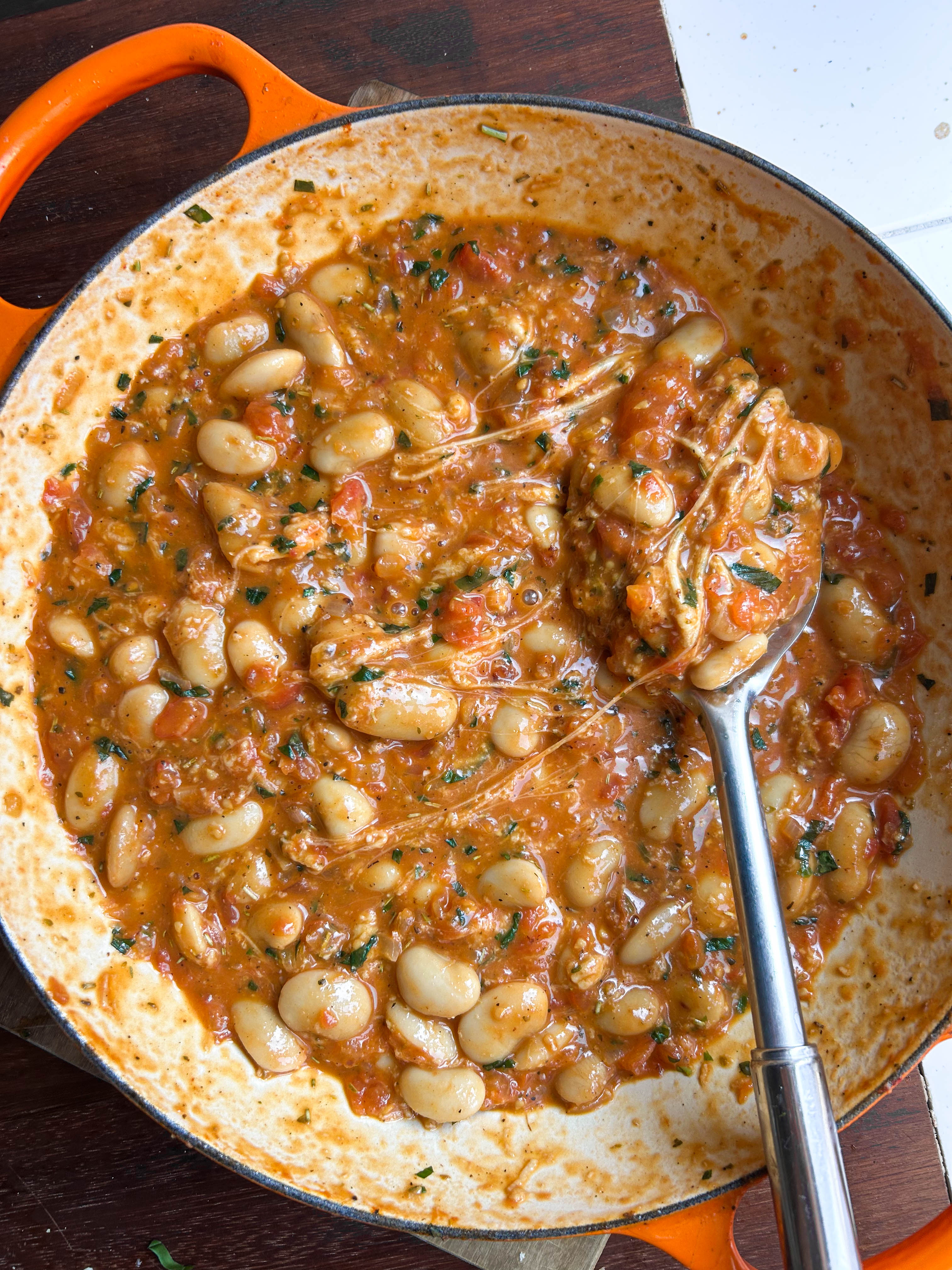bean-recipe-bubbling-one-pan-cheesy-tomato-butter-beans-boldbeanco