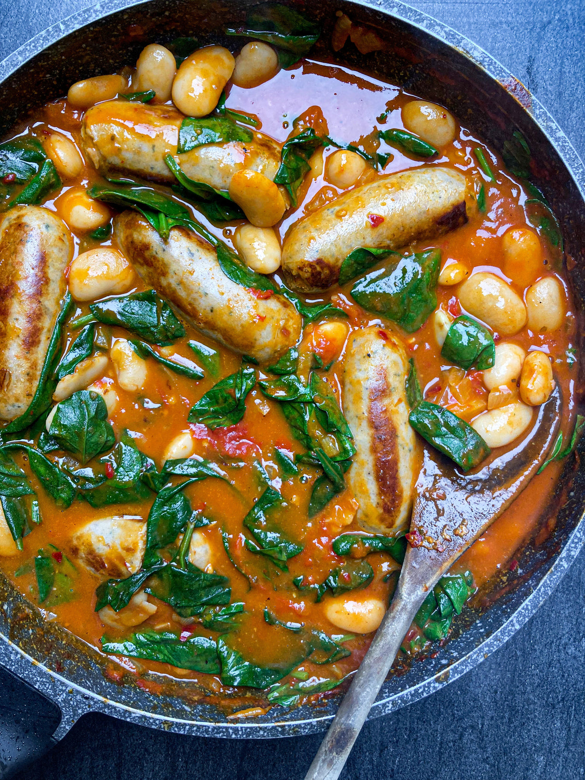  beans_recipe_sausages_spicy_harissa_butter beans_bold bean co_queen butter beans_gigantes_haricot beans_cannelini beans_casserole_stew_winter warmer_jane lovett_deliciously simple_uk 